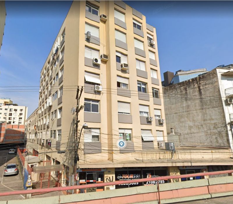 Apartamento com 2 dormitrios, no bairro cidade baixa, com sala, cozinha, banheiro e rea de servio. Apartamento iluminado, bem ventilado e silencioso, com porteiro eletrnico, portaria 12 h, zeladoria e cmeras de vigilncia na portaria e nos corredores internos. Prximo a todos os recursos. Agende sua visita. 